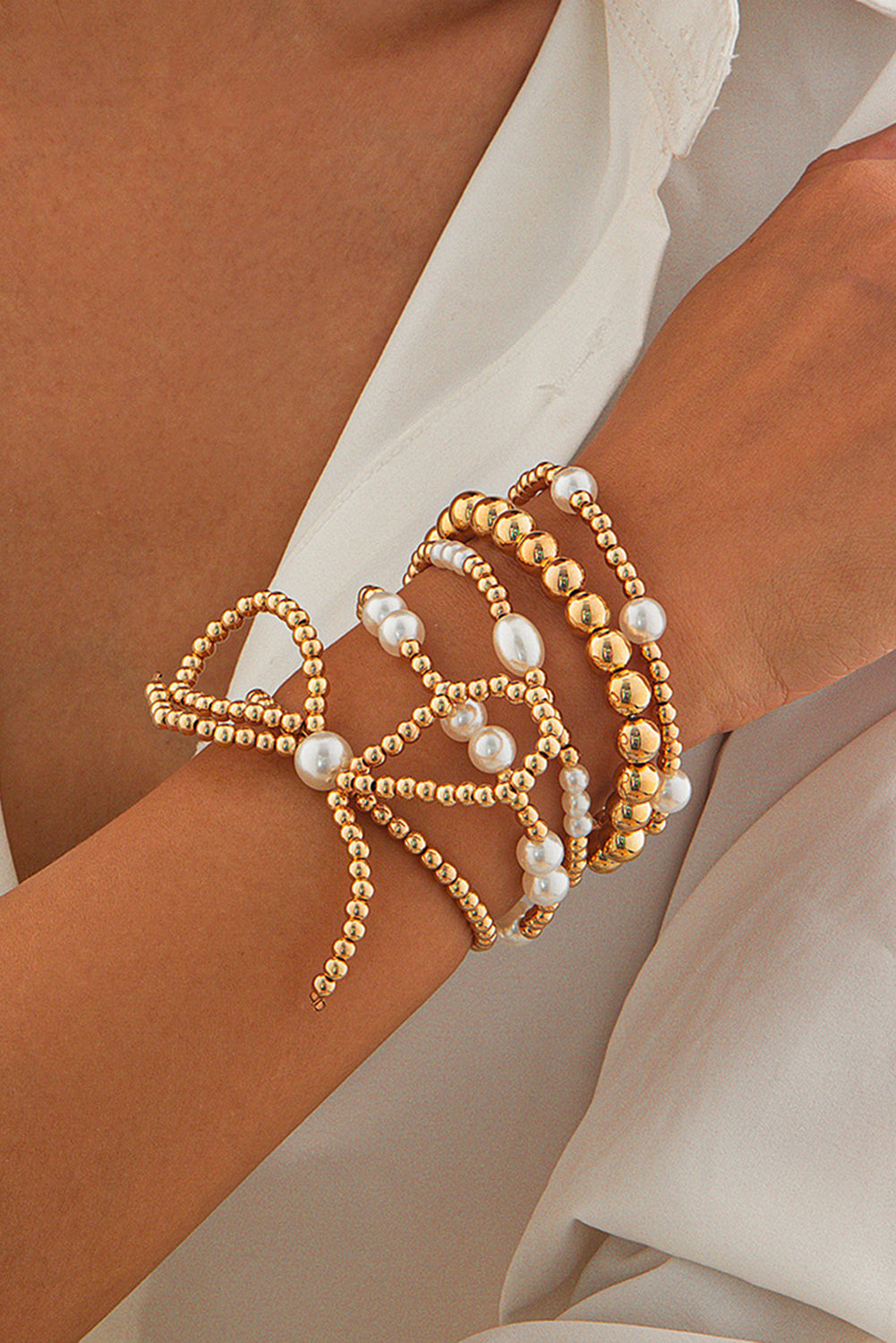 Gold Bow Pearl Bracelet